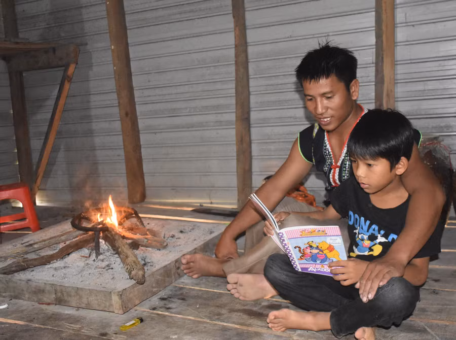 Gia đình anh Đinh Văn Song (thôn 3, xã Đăk Pơ Pho, huyện Kông Chro) là tấm gương tiêu biểu xây dựng gia đình ấm no, tiến bộ. Ảnh Mai Ka