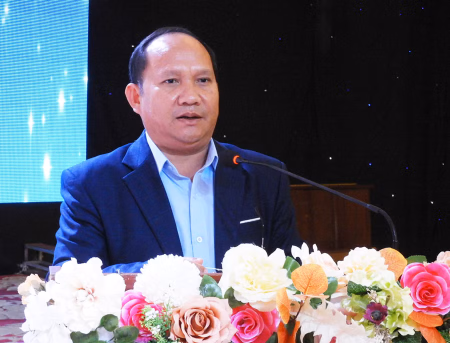 Phó Bí thư Tỉnh ủy Rah Lan Chung phát biểu chỉ đạo tại hội nghị. Ảnh: Thanh Nhật