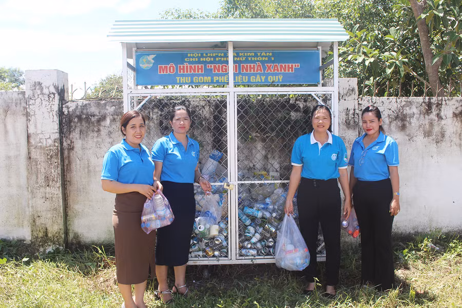  Mô hình “Ngôi nhà xanh” của Hội Liên hiệp phụ nữ xã Kim Tân (huyện Ia Pa) góp phần bảo vệ môi trường. Ảnh: Phan Lài