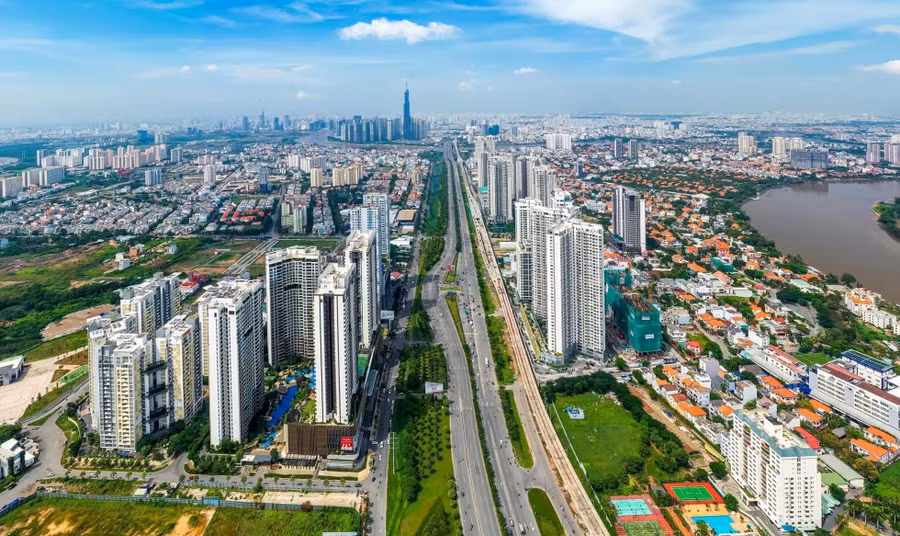 Ngành bất động sản đang ở giai đoạn điều chỉnh và sẽ ít nhiều ảnh hưởng đến ngành ngân hàng