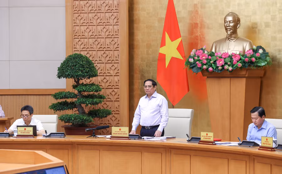  Qua thực tiễn, Thủ tướng chỉ rõ các bài học kinh nghiệm - Ảnh: VGP/Nhật Bắc