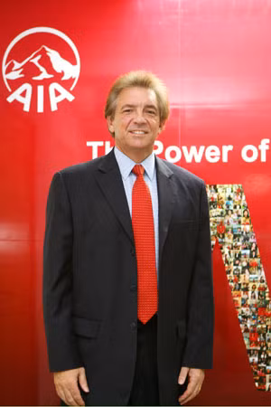 Ông Jamie Rains