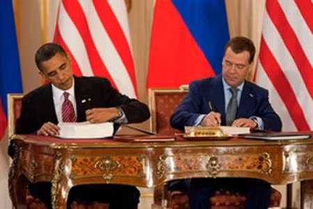 Tổng thống Mỹ Obama và Tổng thống Nga Medvedev ký hiệp ước Start mới. 
