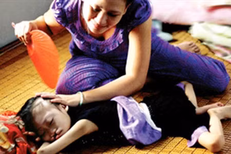 Truyền hình Pháp phát phóng sự về nạn nhân da cam Việt Nam ảnh 1