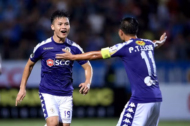 Các cầu thủ Hà Nội FC không bị giảm lương