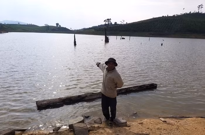 Khu vực đập nước nơi hai anh em họ cùng 7 tuổi bị đuối nước, tử vong.