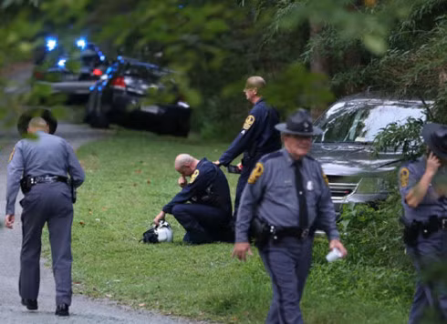 Cảnh sát có mặt tại hiện trường. (Ảnh: Richmond Times-Dispatch)
