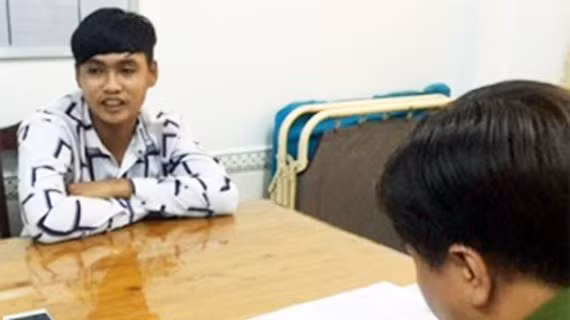 Nghi phạm Đào Hu Nhỏ tại Cơ quan CSĐT (ảnh công an cung cấp)