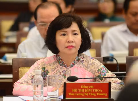 Thứ trưởng Hồ Thị Kim Thoa