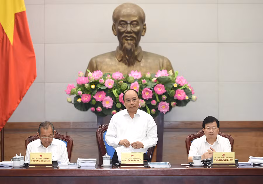 Thủ tướng Nguyễn Xuân Phúc chủ trì phiên họp Chính phủ chuyên đề xây dựng pháp luật.