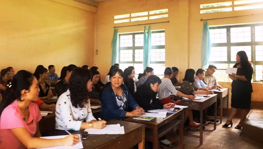 Các học viên được bồi dưỡng theo chuyên môn của mình. Ảnh: H.T Các học viên được bồi dưỡng theo chuyên môn của mình. Ảnh: H.T