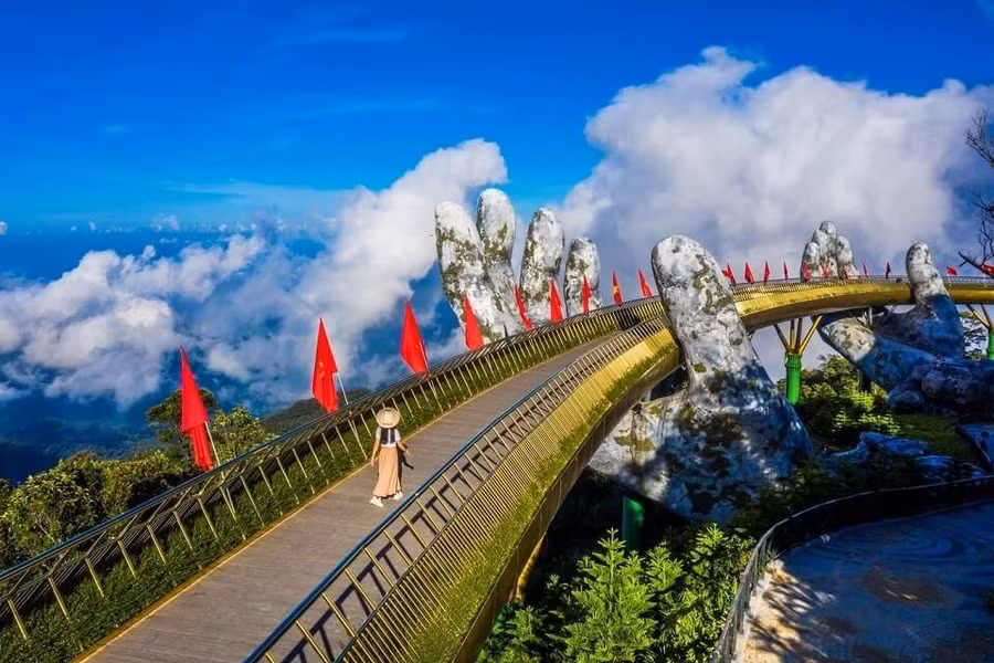 Đà Nẵng được dự đoán là điểm đến sôi động trong kỳ nghỉ Tết Nguyên đán 2023. Ảnh: Vietravel