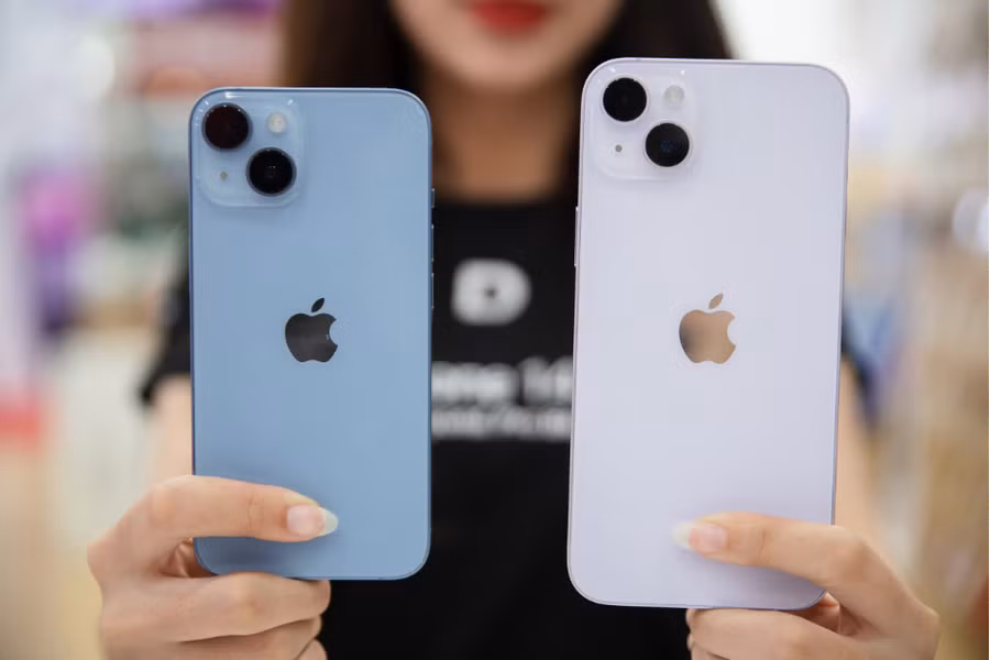 iPhone 14 và iPhone 14 Plus là hai model được giảm giá sâu nhất, hơn 9 triệu đồng tại Di Động Việt. Ảnh: T.L