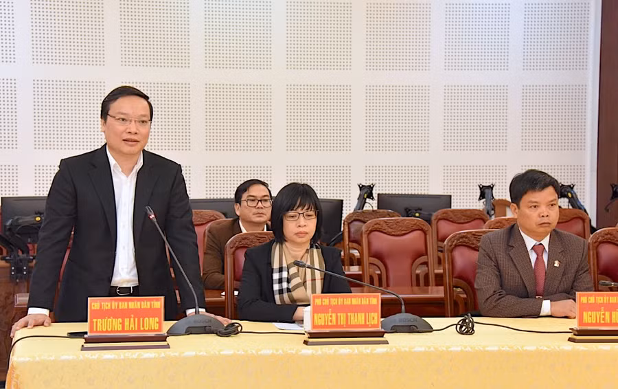 Chủ tịch UBND tỉnh Trương Hải Long phát biểu tại hội nghị. Ảnh: Đức Thụy Chủ tịch UBND tỉnh Trương Hải Long phát biểu tại hội nghị. Ảnh: Đức Thụy