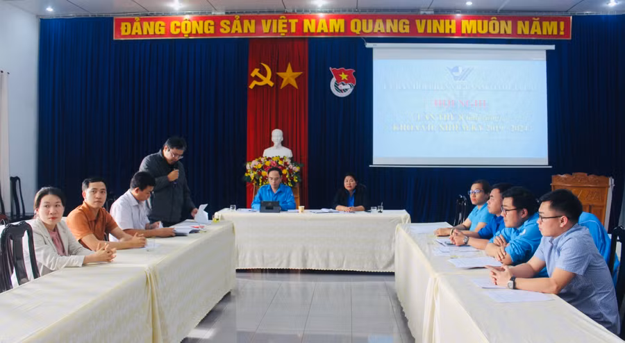 Quang cảnh hội nghị tổng kết tại điểm cầu cấp tỉnh. Ảnh: Phan Lài