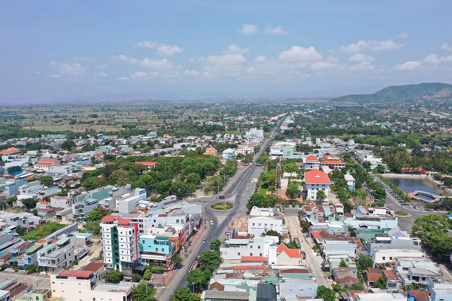 Thị xã An Khê nhìn từ trên cao. Ảnh: Quang Tấn