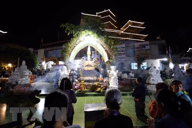  Lễ hội Quán Thế Âm - Ngũ Hành Sơn năm 2018 tại khu danh thắng Ngũ Hành Sơn. (Ảnh: TTXVN)
