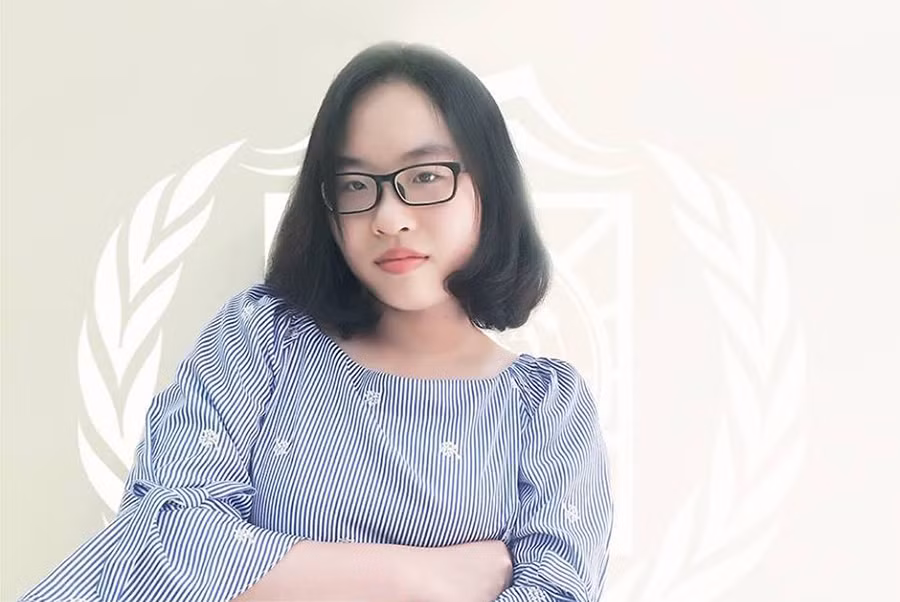 Ngoài thành tích học tập tốt, nữ sinh Bắc Ninh còn có khả năng chơi piano, guitar. Ảnh: NVCC Ngoài thành tích học tập tốt, nữ sinh Bắc Ninh còn có khả năng chơi piano, guitar. Ảnh: NVCC