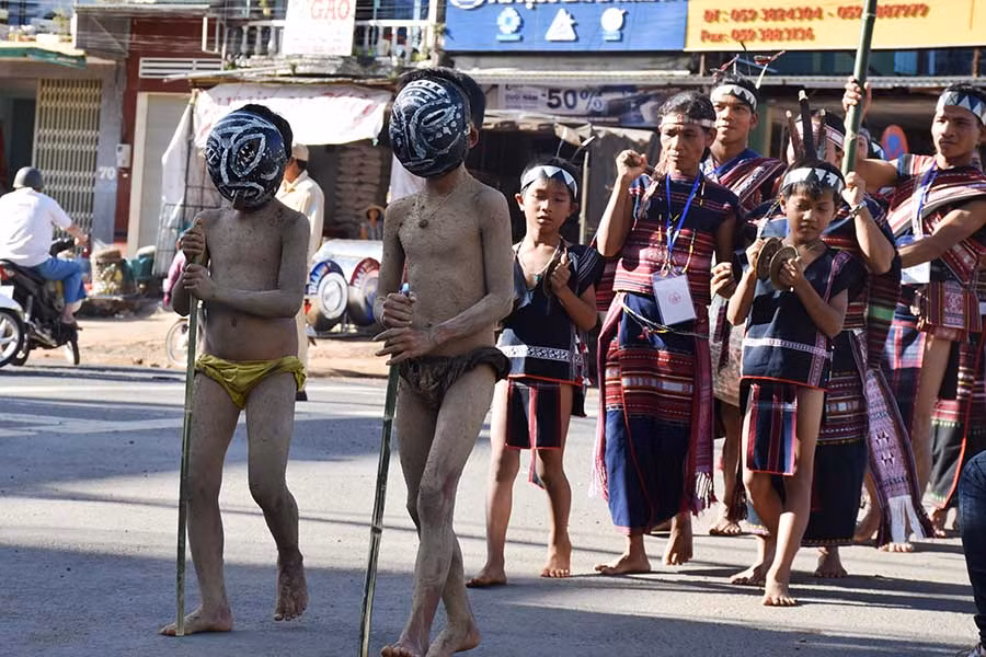 Lễ hội đường phố đã để lại nhiều cảm xúc trong lòng du khách. Ảnh: Trần Dung