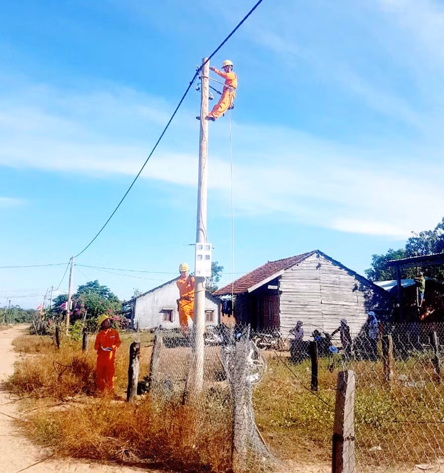  Thôn Cao Lạng (xã Ia Lâu, huyện Chư Prông) được đầu tư lưới điện mới. Ảnh: Hà Duy