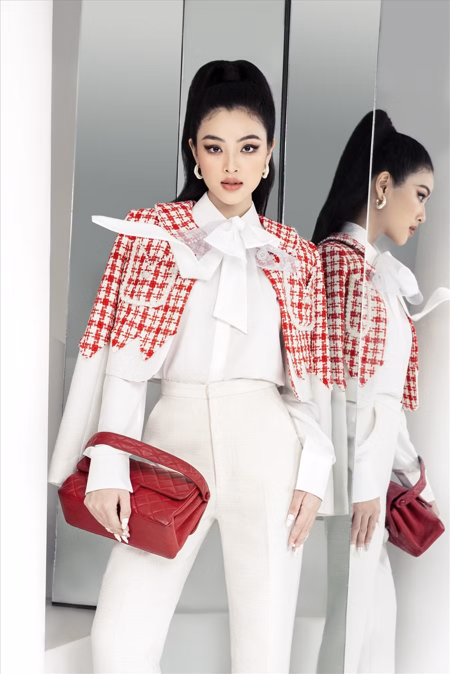 Chọn một gương mặt mới lần đầu bén duyên màn bạc để làm nàng thơ trong phim 