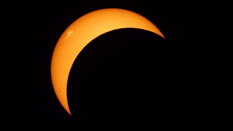 Nhật thực toàn phần quan sát ở Hopkinsville, Kentucky, Mỹ tháng 8.2017. Ảnh: NASA