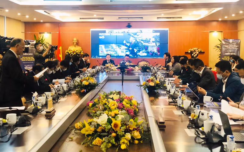 Toàn cảnh Diễn đàn 