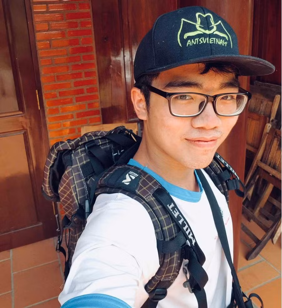 Minh có kinh nghiệm chơi kiến nhiều năm