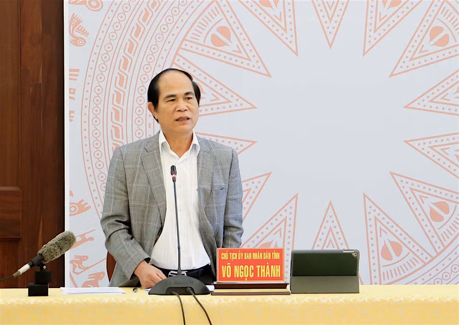 Chủ tịch UBND tỉnh Võ Ngọc Thành phát biểu kết luận hội nghị. Ảnh: Hồng Thi