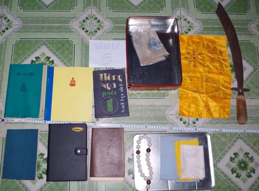 Tang vật phục vụ cho việc chữa bệnh 
