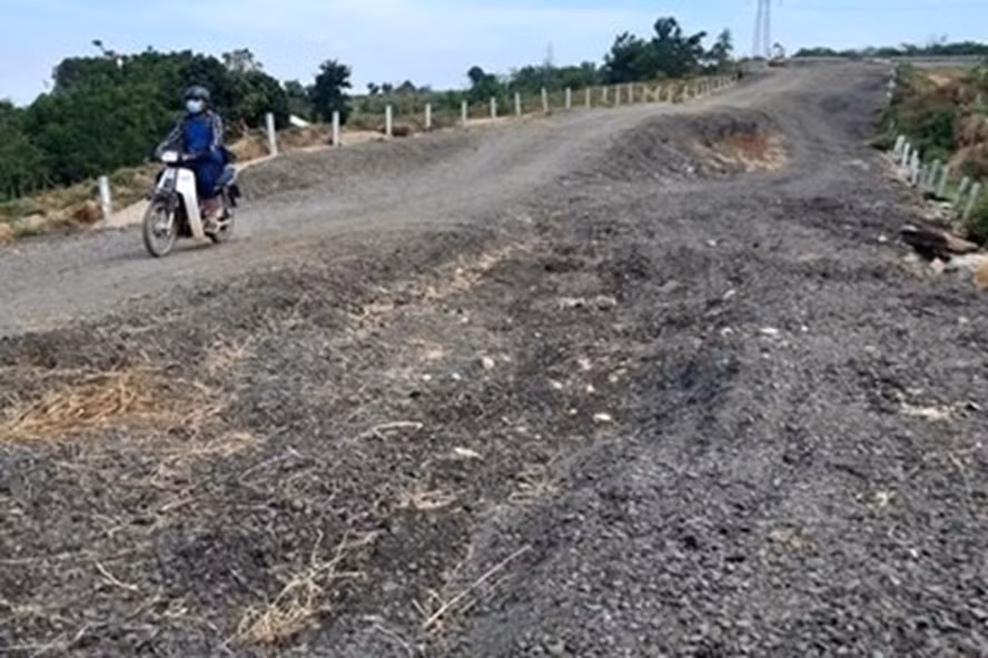 Đường tránh Chư Sê 