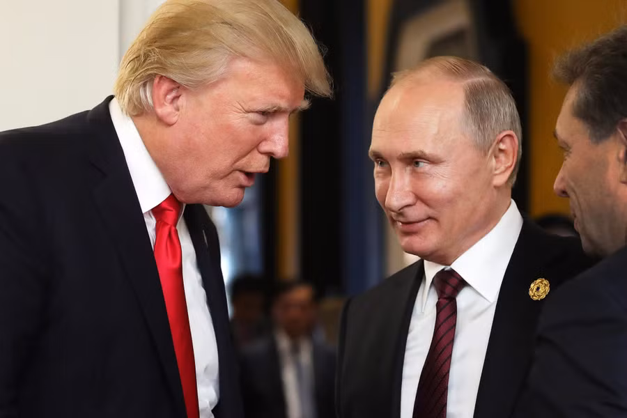 Tổng thống Nga Putin và Tổng thống Mỹ đương nhiệm Donald Trump.