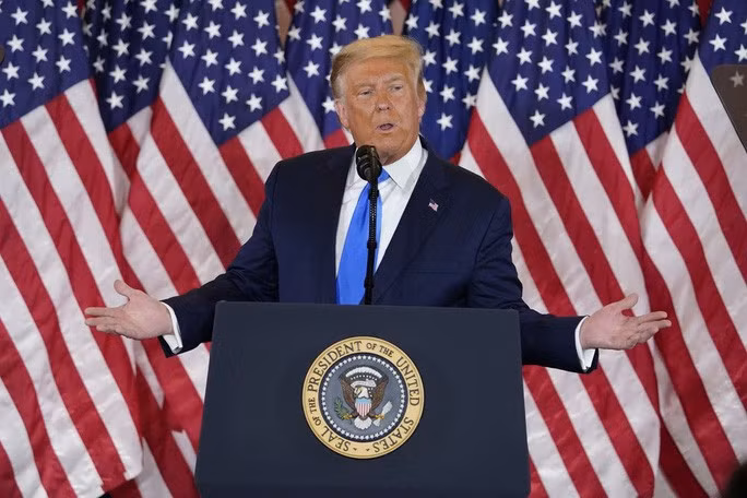 Tổng thống Trump đã đăng các thông tin gây tranh cãi lên mạng Twitter. Ảnh: AP Tổng thống Trump đã đăng các thông tin gây tranh cãi lên mạng Twitter. Ảnh: AP