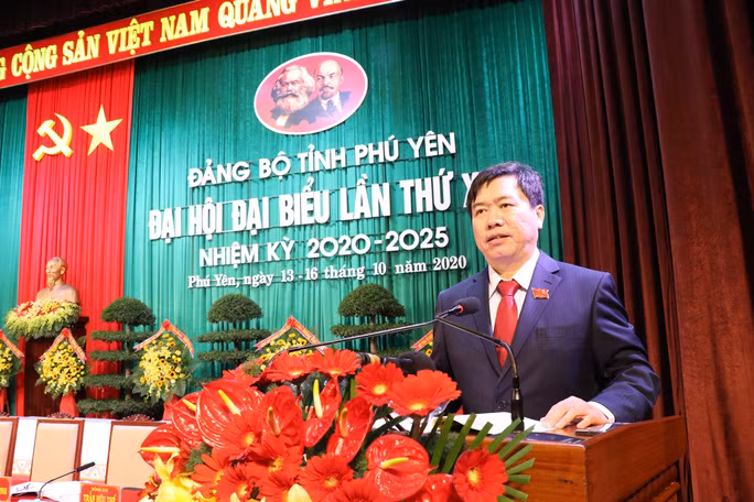 Tại Đại hội Đảng bộ tỉnh Phú Yên mới đây, ông Thế được bầu giữ chức Phó bí thư Tỉnh ủy Phú Yên. Tại Đại hội Đảng bộ tỉnh Phú Yên mới đây, ông Thế được bầu giữ chức Phó bí thư Tỉnh ủy Phú Yên.