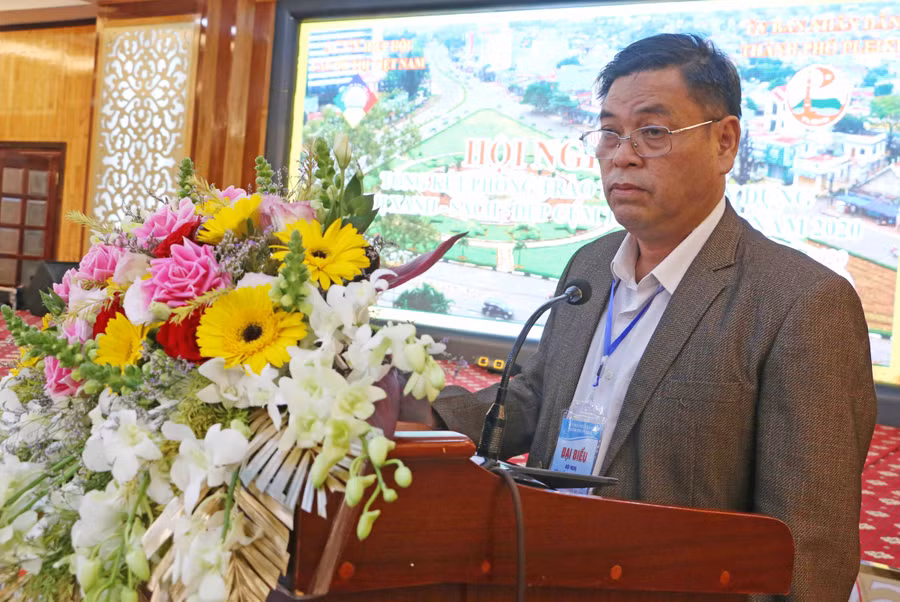 Phó Chủ tịch UBND tỉnh Gia Lai Kpă Thuyên phát biểu tại hội nghị. Quang Tấn