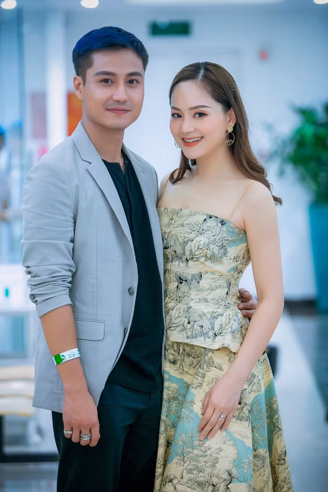 Trong Nàng dâu oder phát sóng năm ngoái, Lan Phương đóng cặp với Thanh Sơn, tạo nên một cặp đẹp đôi trên màn ảnh nhỏ ẢNH: FBNV