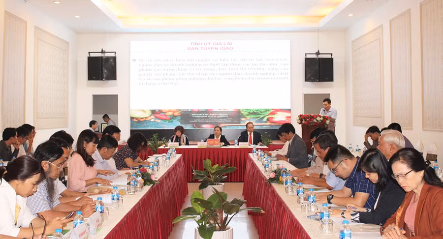Quang cảnh hội thảo. Ảnh: Trần Dung Quang cảnh hội thảo. Ảnh: Trần Dung