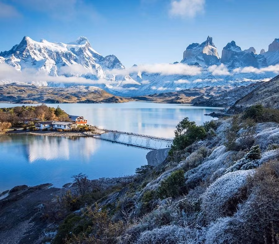 Đứng đầu danh sách 50 điểm đến đẹp nhất thế giới 2020 là Vườn quốc gia Torres del Paine, Chile. Vườn quốc gia ở miền Nam khu Patagonia, Chile. Theo Big 7 Travel đánh giá: 