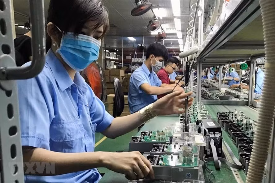Việt Nam cần cải cách mạnh mẽ, chuẩn bị mọi điều kiện để đón sóng đầu tư mới. Ảnh minh họa: TTXVN