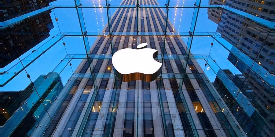 Gã khổng lồ công nghệ Apple muốn đa dạng hóa sản xuất để giảm thiểu tác động của cuộc chiến thương chiến Mỹ-Trung. Ảnh TL