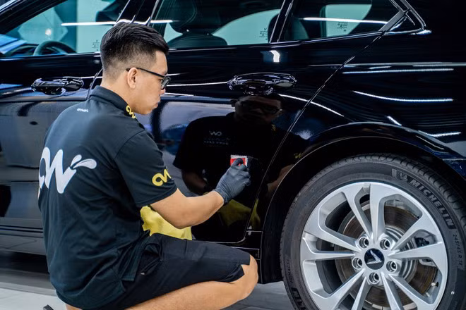 Chăm sóc xe ngay từ lúc chưa sử dụng sẽ bảo vệ tuổi thọ của nước sơn và các chi tiết mài mòn bởi thời tiết