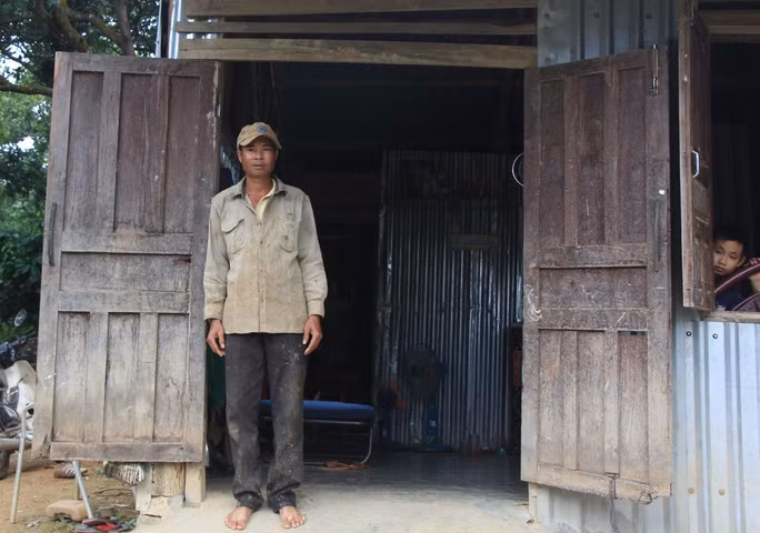 Ông Phạm Văn Hòa tố không được nhận gạo cứu đói giáp hạt vào tháng 5-2020