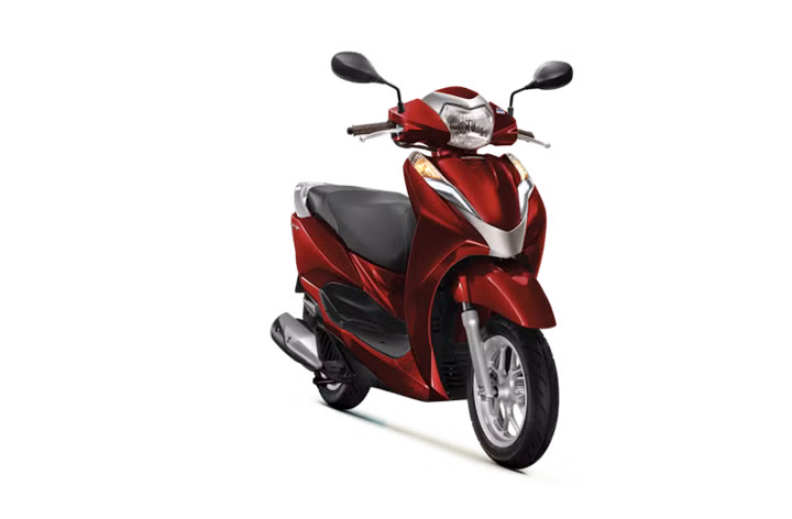 So với phiên bản trước, Honda Lead 125cc mới được thiết kế thon gọn hơn và trang bị thêm nhiều công nghệ mới.