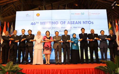 Khai mạc Phiên họp Cơ quan du lịch quốc gia ASEAN lần thứ 46. Khai mạc Phiên họp Cơ quan du lịch quốc gia ASEAN lần thứ 46.