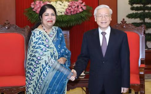 Tổng Bí thư Nguyễn Phú Trọng tiếp bà Shirin Sharmin Chaudhury, Chủ tịch Quốc hội Bangladesh. Tổng Bí thư Nguyễn Phú Trọng tiếp bà Shirin Sharmin Chaudhury, Chủ tịch Quốc hội Bangladesh.