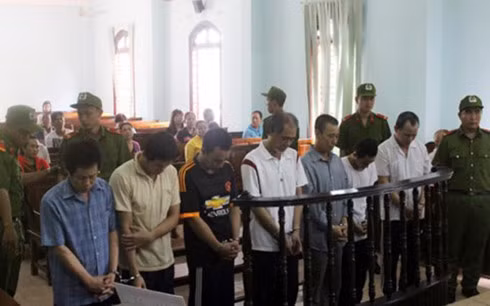 Các bị cáo tại phiên tòa