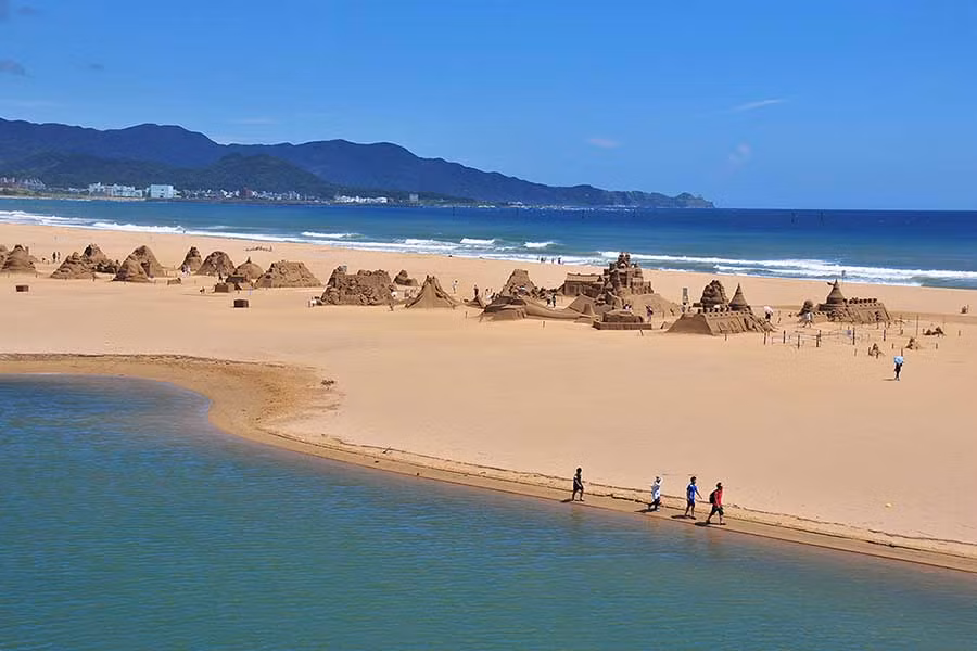 Bãi biển Fulong nằm ở Đài Bắc