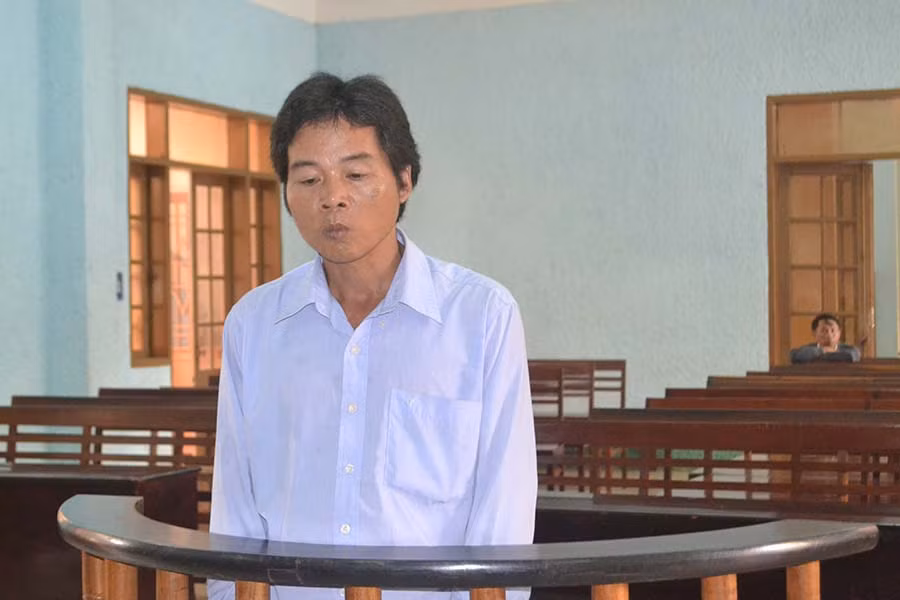  Thái Văn Thy tại phiên tòa ngày 21-7. Ảnh: Hoàng Cư