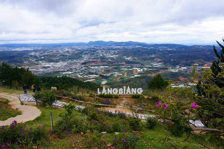 Lang Biang tươi đẹp - Ảnh: ijkim0217