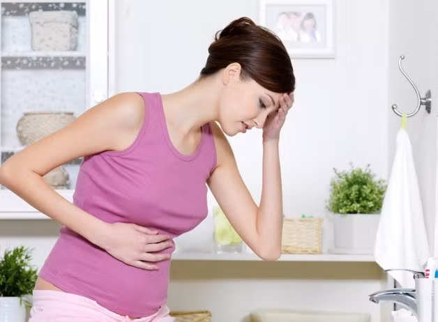 Một mình sinh con sẽ vất vả nhưng chắc chắn sẽ không vất vả, tủi hờn hơn cuộc sống mà bạn đang chịu đựng (Ảnh minh họa IT)
